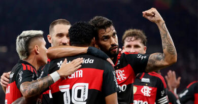Flamengo reage e vence Santos de virada por 3 a 1 no Brasileirão