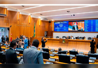 Assembleia inicia ritos de instauração de CPI para investigar denúncias de corrupção contra o vice-governador Felipe Camarão