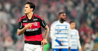 Flamengo vence Cruzeiro com gols de Pedro e Carrascal