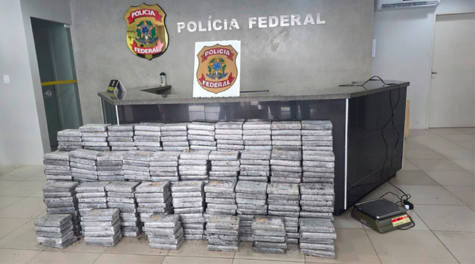 PF prende cinco pessoas e apreende meia tonelada de cocaína em São Luís/MA