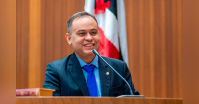 Sancionada lei de Catulé Júnior que amplia acesso à saúde com transporte intermunicipal gratuito