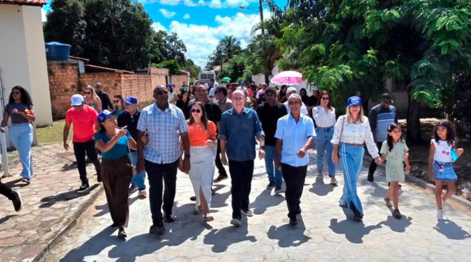 Pavimentações da Vila Monteiro e da Borboleta, feitas pelo prefeito Zé Martinho, com emendas de Hildo Rocha, foram inauguradas