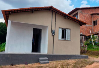 Casas viabilizadas pelo deputado Hildo Rocha para famílias que moram em Ribamar e Paço já foram construídas