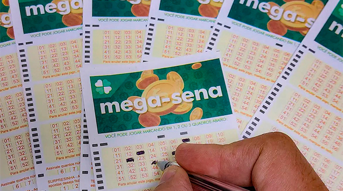 Mega-sena acumula e próximo prêmio será de R$ 300 milhões