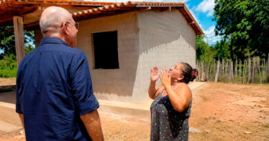Casas em construção no município de Lago do Junco, viabilizadas pelo Hildo Rocha, já estão quase prontas