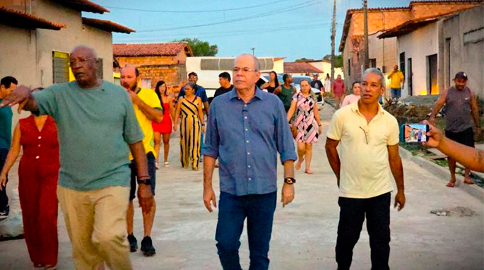 Pavimentação do Jardim Botânico, feita com recursos de emenda do deputado Hildo Rocha já está quase pronta